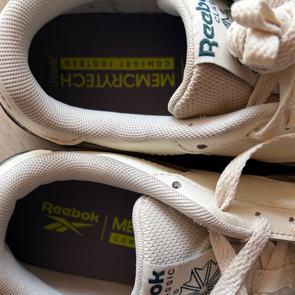 Classic Reebok women 6 Cream sneakers - Picture 4 of 7